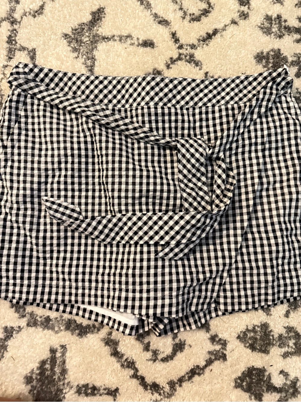 Vineyard Vines Black & White Gingham Wrap-Front Skort